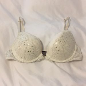 Victoria’s Secret Very Sexy bra